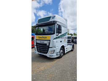 وحدة جر DAF XF 460