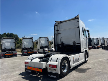 وحدة جر Scania S540: صورة 4