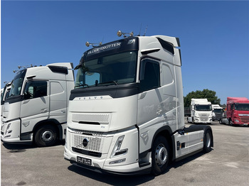 وحدة جر VOLVO