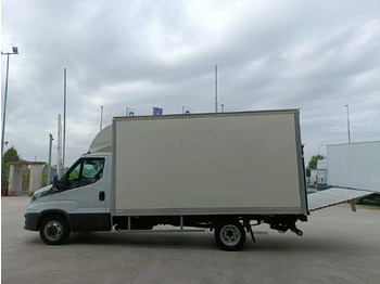 شاحنة مغلقة الصندوق IVECO DAILY 35C16 3.0: صورة 2