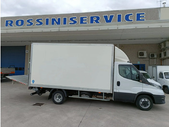 شاحنة مغلقة الصندوق IVECO DAILY 35C16 3.0: صورة 4