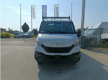 شاحنة قلاب IVECO Daily