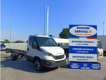 شاحنة التوصيل IVECO Daily 35c16