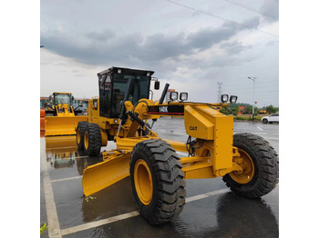 ممهدة CATERPILLAR 140K