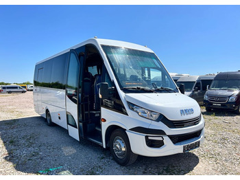 حافلة صغيرة IVECO Daily