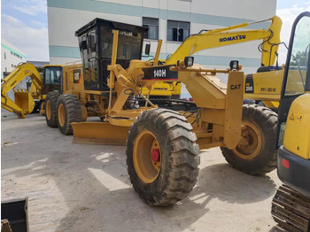 ممهدة CATERPILLAR 140H