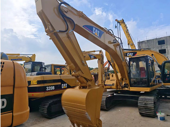 حفار زحاف CATERPILLAR 320BL: صورة 5