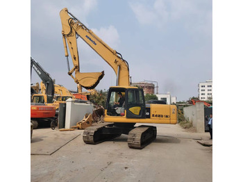 حفار زحاف KOMATSU PC200-7