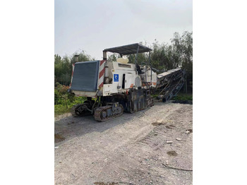 قشاطة أسفلت WIRTGEN