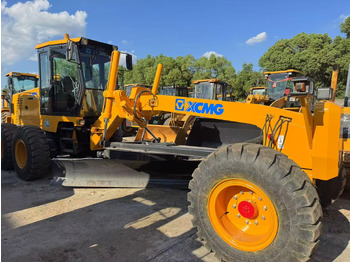 ممهدة XCMG GR180