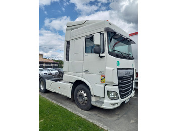 وحدة جر DAF XF