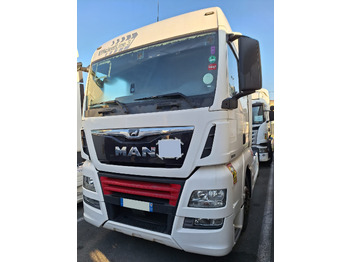 وحدة جر MAN TGX 18.460