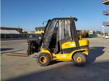 رافعة تلسكوبية JCB TLT 30: صورة 2 رافعة تلسكوبية JCB TLT 30: صورة 2