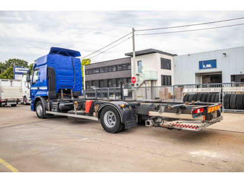 شاحنات الحاويات / جسم علوي قابل للتغيير شاحنة Renault PREMIUM 380DXI+E5/EEV+HAYON: صورة 4 شاحنات الحاويات / جسم علوي قابل للتغيير شاحنة Renault PREMIUM 380DXI+E5/EEV+HAYON: صورة 4