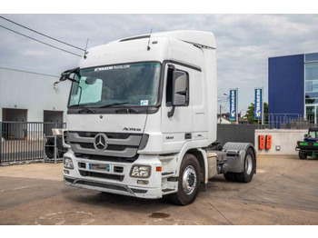 وحدة جر MERCEDES-BENZ Actros 1844