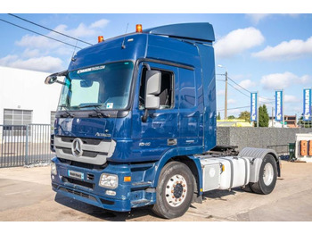 وحدة جر MERCEDES-BENZ Actros 1846