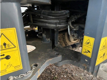 اللودر بعجل Terex TL 80: صورة 4