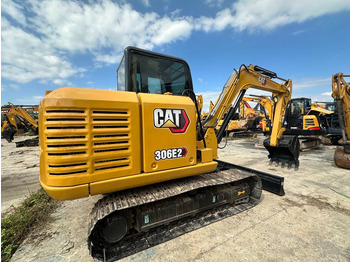 حفارة مُصَّغرة CATERPILLAR 306E2