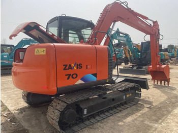 حفارة مُصَّغرة HITACHI ZX70