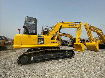 حفار زحاف KOMATSU PC240