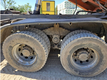 شاحنة قلاب Renault Kerax 450 DXi - 6X6 - Full Spring - Mnual Gearbox: صورة 5