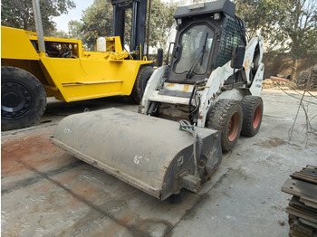 شيول صغير BOBCAT S18