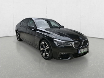 سيدان BMW