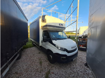 شاحنة ستارة جانبية IVECO Daily 35s18