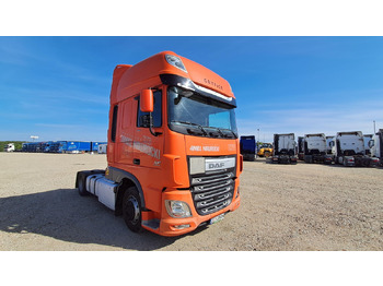 وحدة جر DAF XF 460