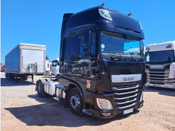 وحدة جر DAF XF 510