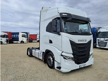 وحدة جر IVECO
