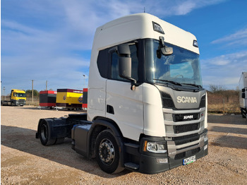وحدة جر SCANIA R 450