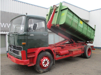 شاحنة ذات خطاف MERCEDES-BENZ LP 1319