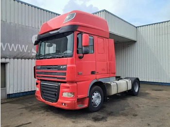 وحدة جر DAF XF 105 460