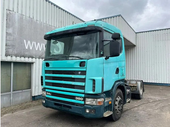وحدة جر SCANIA R114