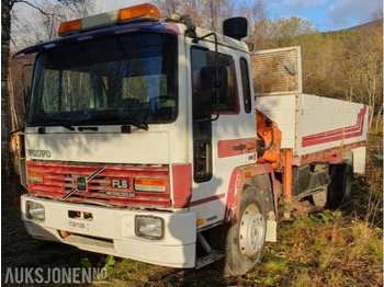 شاحنة قلاب VOLVO FL