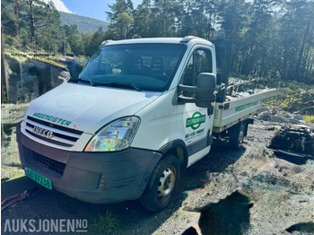 شاحنات مسطحة IVECO