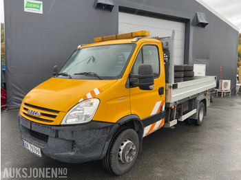 شاحنة كرين IVECO Daily