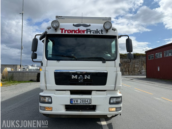شاحنة مقفلة 2011 MAN TGM 15.290 4X2 skapbil - Full sideåpning - Zepro bakløft: صورة 2