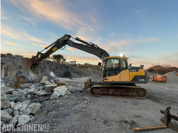 حفارة VOLVO EC140DL