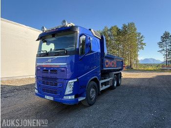شاحنة قلاب VOLVO FH 540
