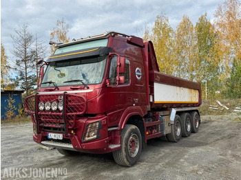 شاحنة قلاب VOLVO FM