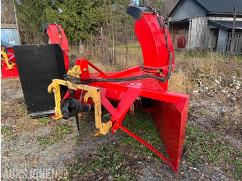 الآلات الزراعية