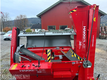 الآلات الزراعية