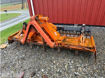 الآلات الزراعية