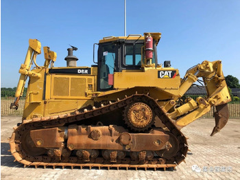 جرافة CATERPILLAR D6H