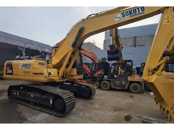 حفار زحاف KOMATSU PC210