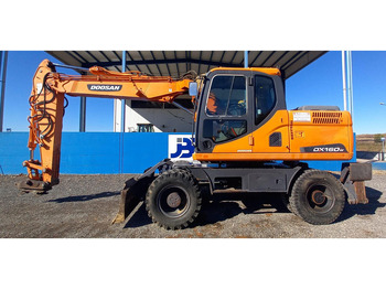 Doosan DX140W-3 Doosan DX140W-3: صورة 1 Doosan DX140W-3 Doosan DX140W-3: صورة 1
