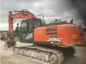 حفار زحاف HITACHI ZX250