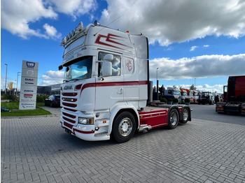 وحدة جر SCANIA R 580